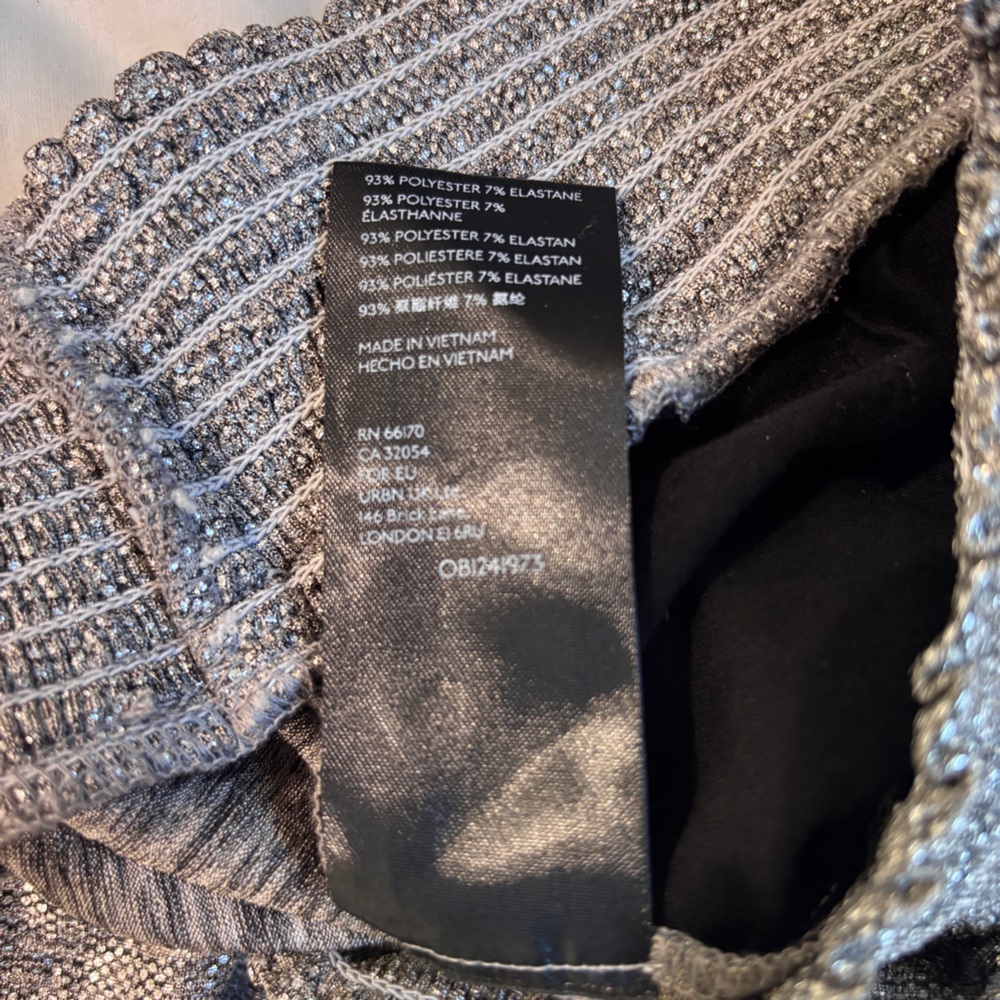 ANTHROPOLOGIE Melora Silver Metallic Joggers | Size small - Picture 7 of 7